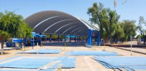ABRIContrucciones: Construcción de Arcotecho deportivo en Lasalle, La Laguna.