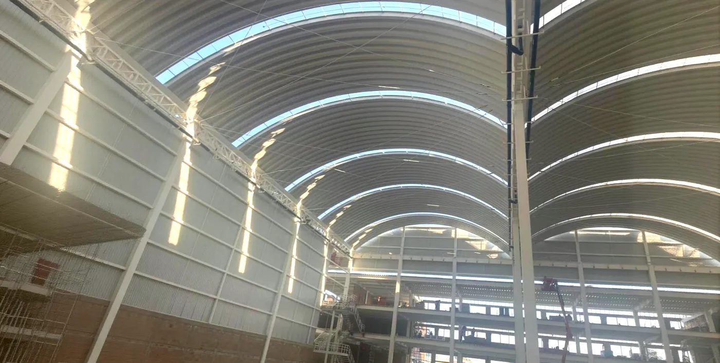 arcotecho con contraviento